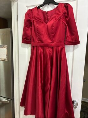 NWT Red Satin V-Neck Fit & Flare Wedding Dress Size 8